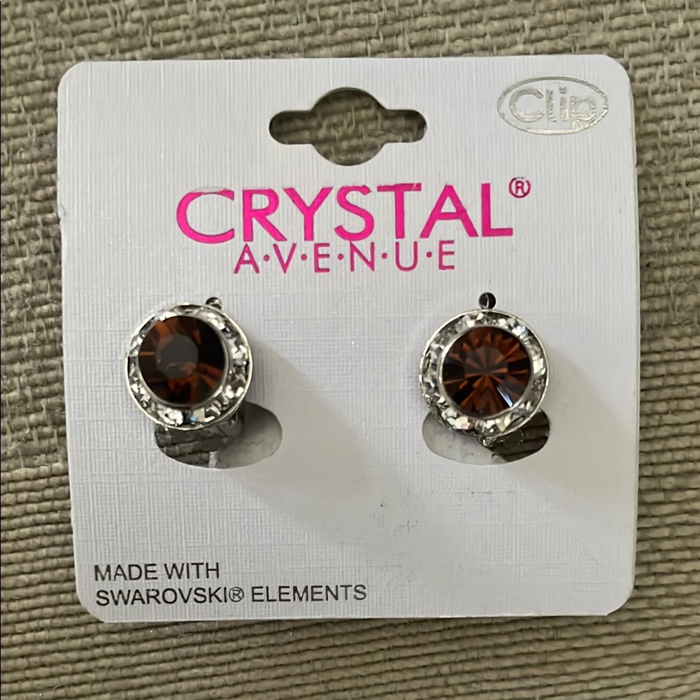 Nwt Crystal Avenue Earrings